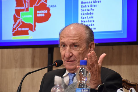 En nuestra provincia tenemos que bajar de 200 casos diarios