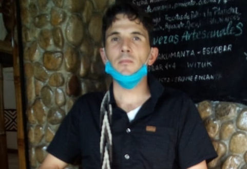 Siguen buscando al joven que se escapó de un hotel. Abren dos causas judiciales