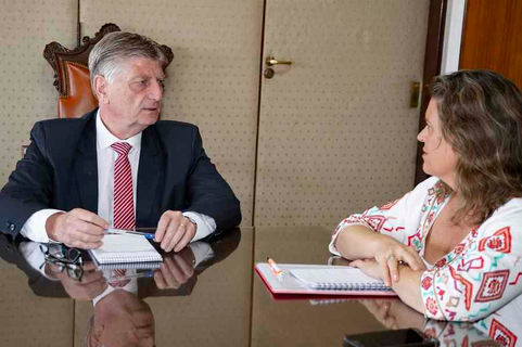 Provincia asiste a 28 municipios para el pago del bono