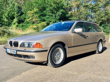 VENDUE - BMW 540ia Touring, V8 286cv, 112.000 kms, carnet d'entretien