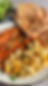 Muhammara met berloumi, tijm en honing