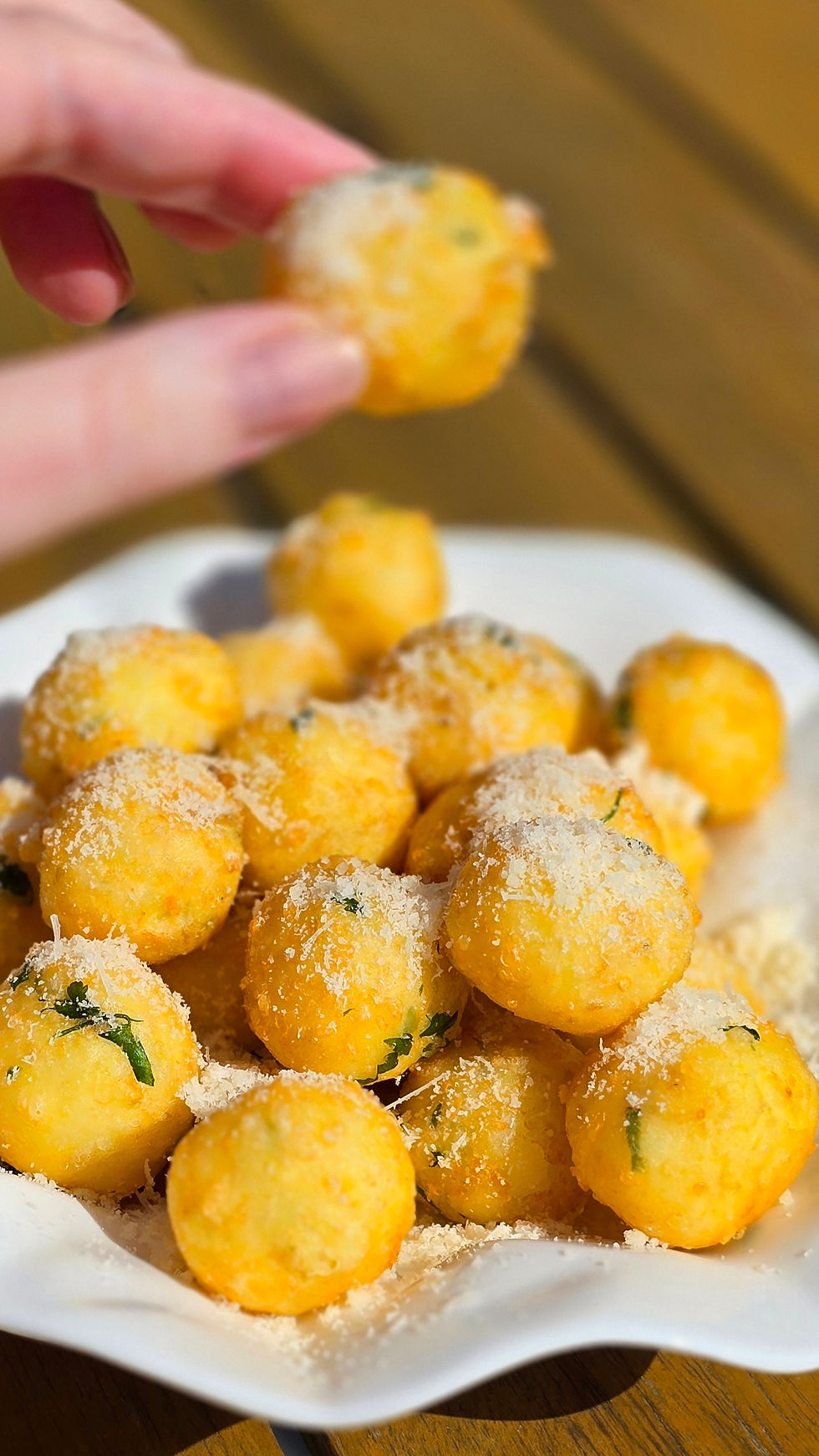 Aardappel-kaasbolletjes