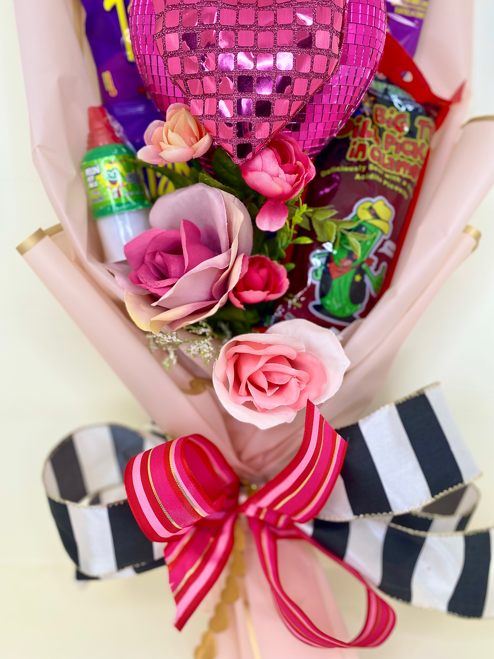 Thumbnail: Takis Bouquet