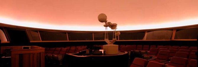 "Dia Internacional del Planetario"