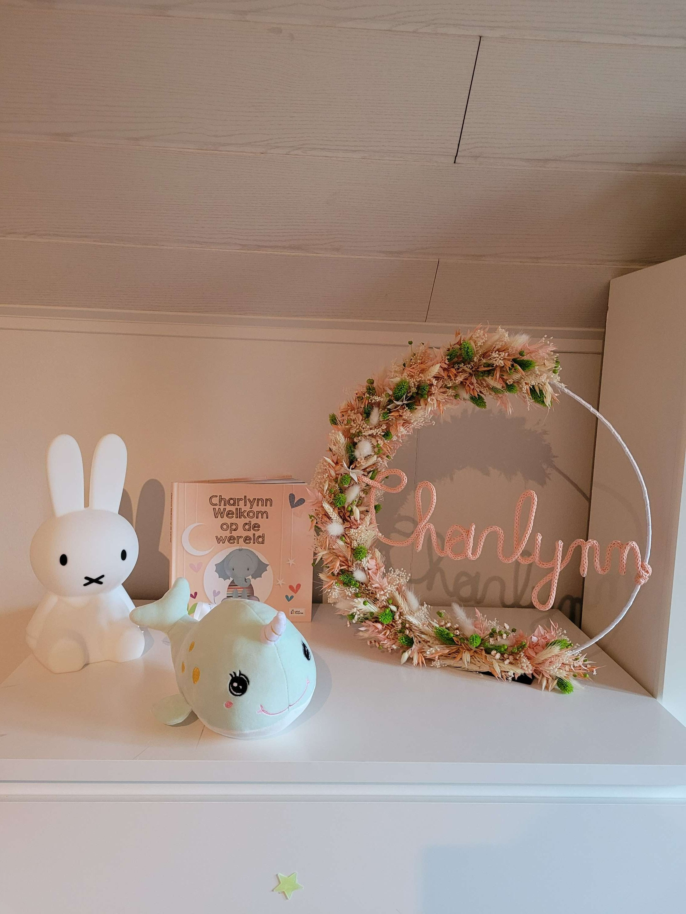 Flowerhoop (met voet) met na(a)m(en) of tekst