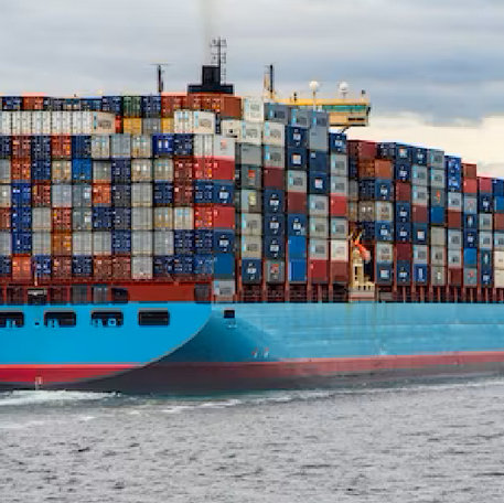Container Ships: Different sizes of container ships, incl mega container ships, and their capacity