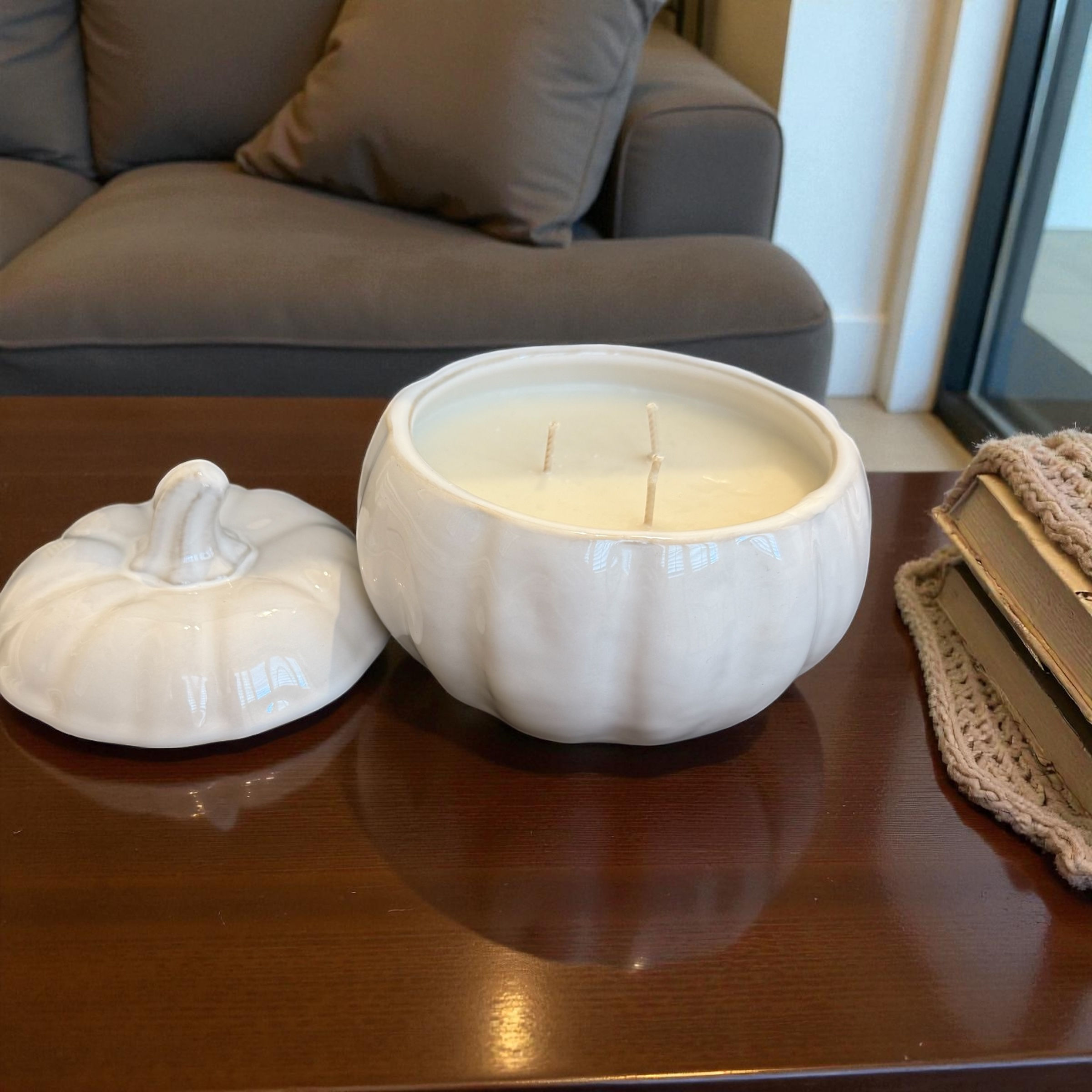 20 oz White Pumpkin Candle