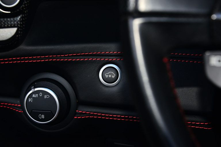 Thumbnail: Ferrari 488 Spider - White