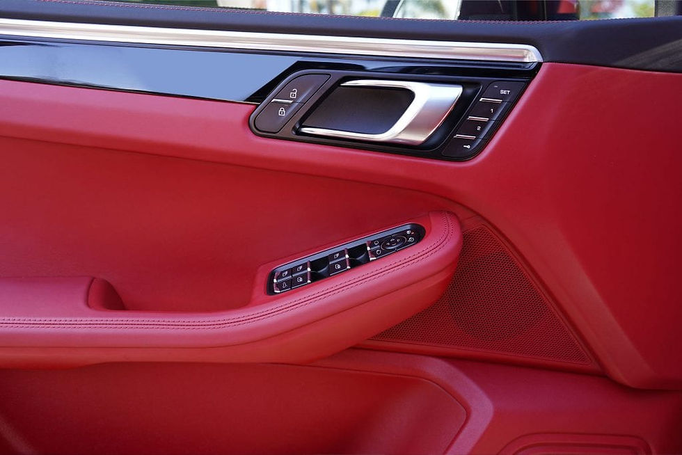 Thumbnail: Porsche Macan