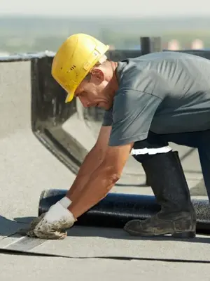 Flat Roof Fundamentals: Benefits, Challenges, and Maintenance Tips