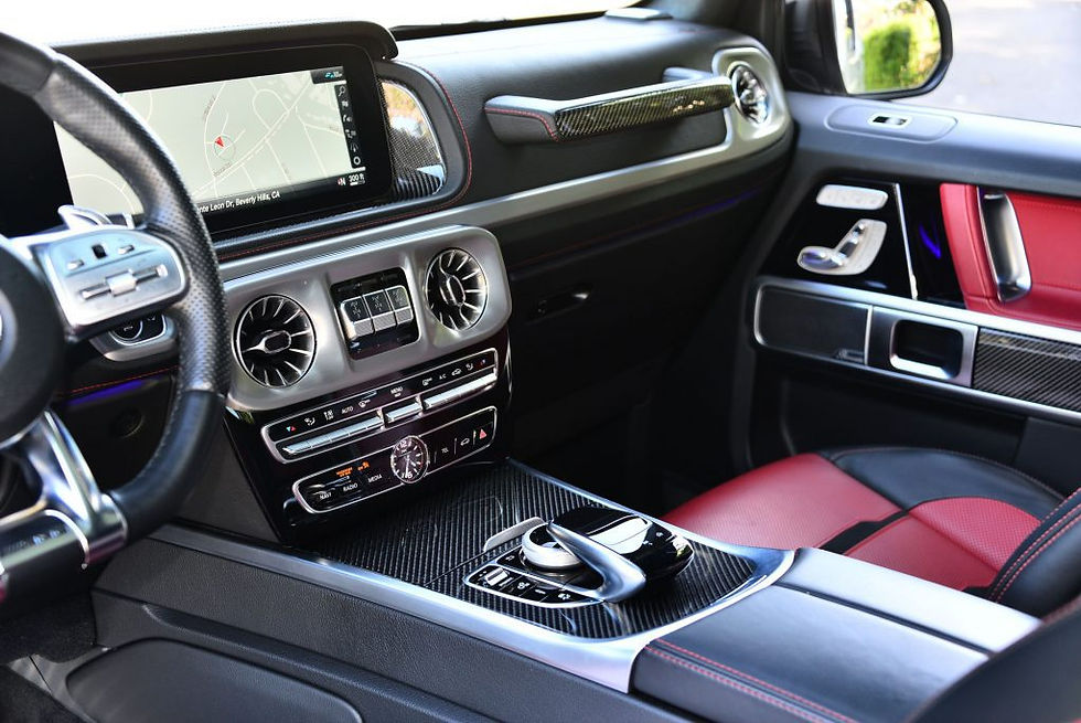 Thumbnail: Mercedes Benz AMG G63 - White