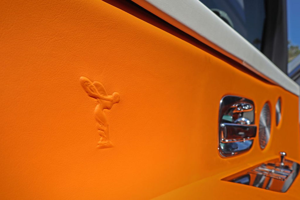 Thumbnail: Rolls Royce Cullinan - White