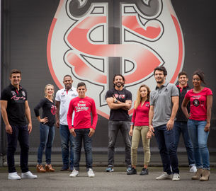 Stade toulousain shooting collection de vetements.photographe mode
shooting mode
photographe lookbook
lookbook photo
photographe fashion
photographe créateur
photographe marque
photographe éditorial
photographe stylisme
photographe mode Pau
photographe mode Tarbes
photographe mode Lourdes
photographe mode Nay
photographe mode Pontacq