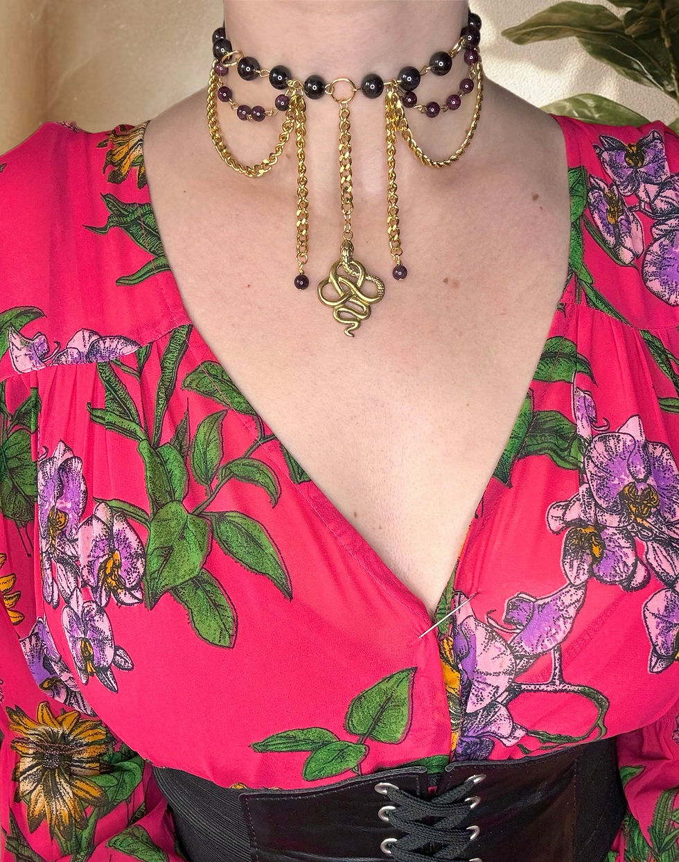 Miniature : MEDUSA – Collier Serpent Grenat Rouge