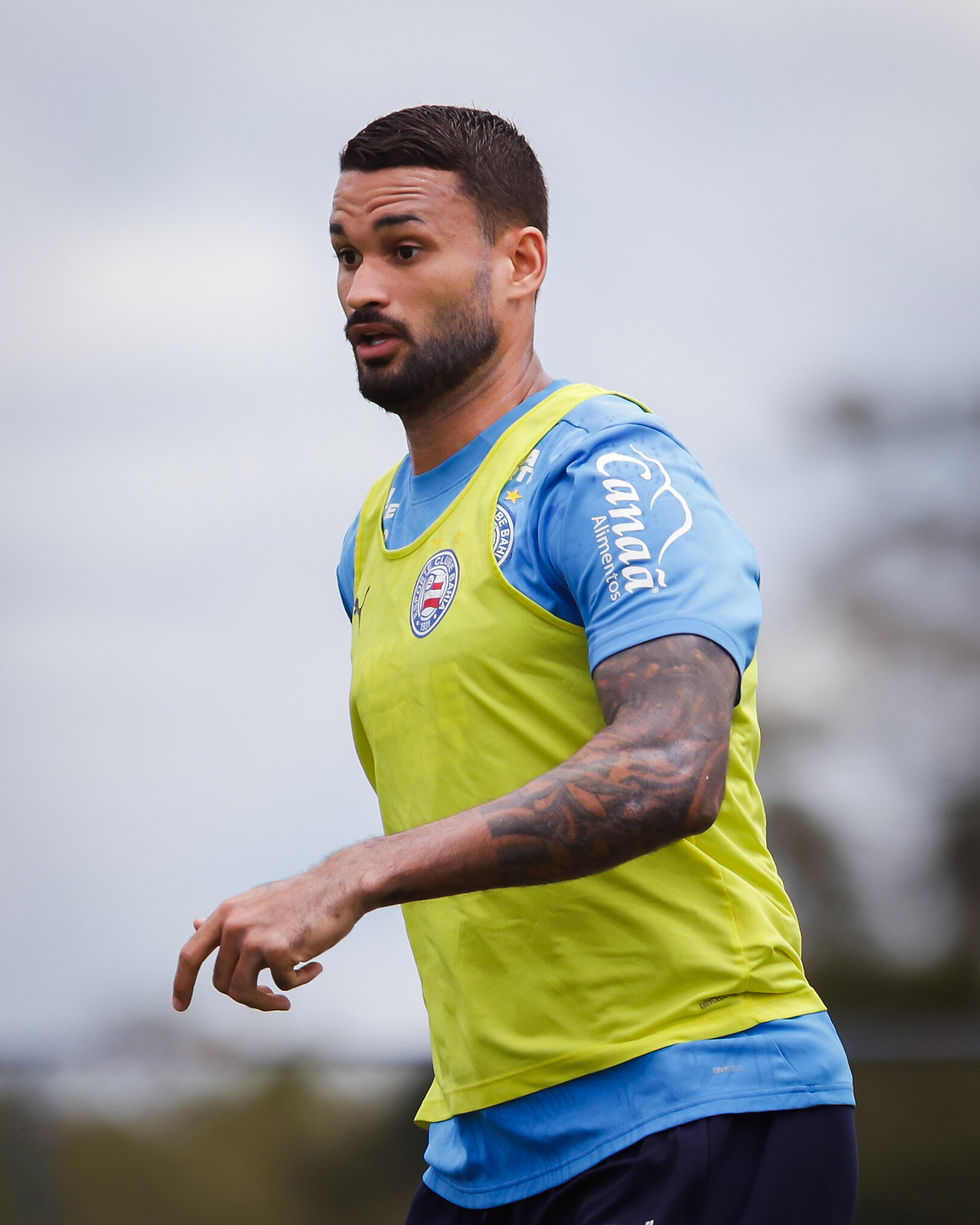 Willian José no treino pelo Bahia