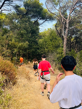 Students ready for thir tree-top adventure in Barcelona