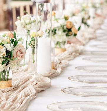 beautiful table at wedding in rosemary beach