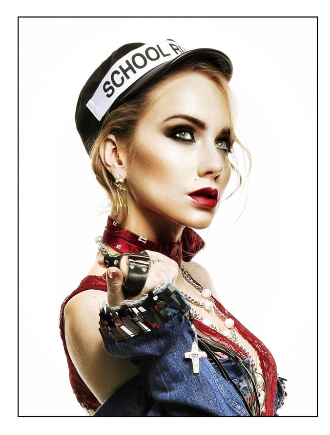 Jun Zhang-Fashion Photography Portfolio_页面_08 (2).jpg