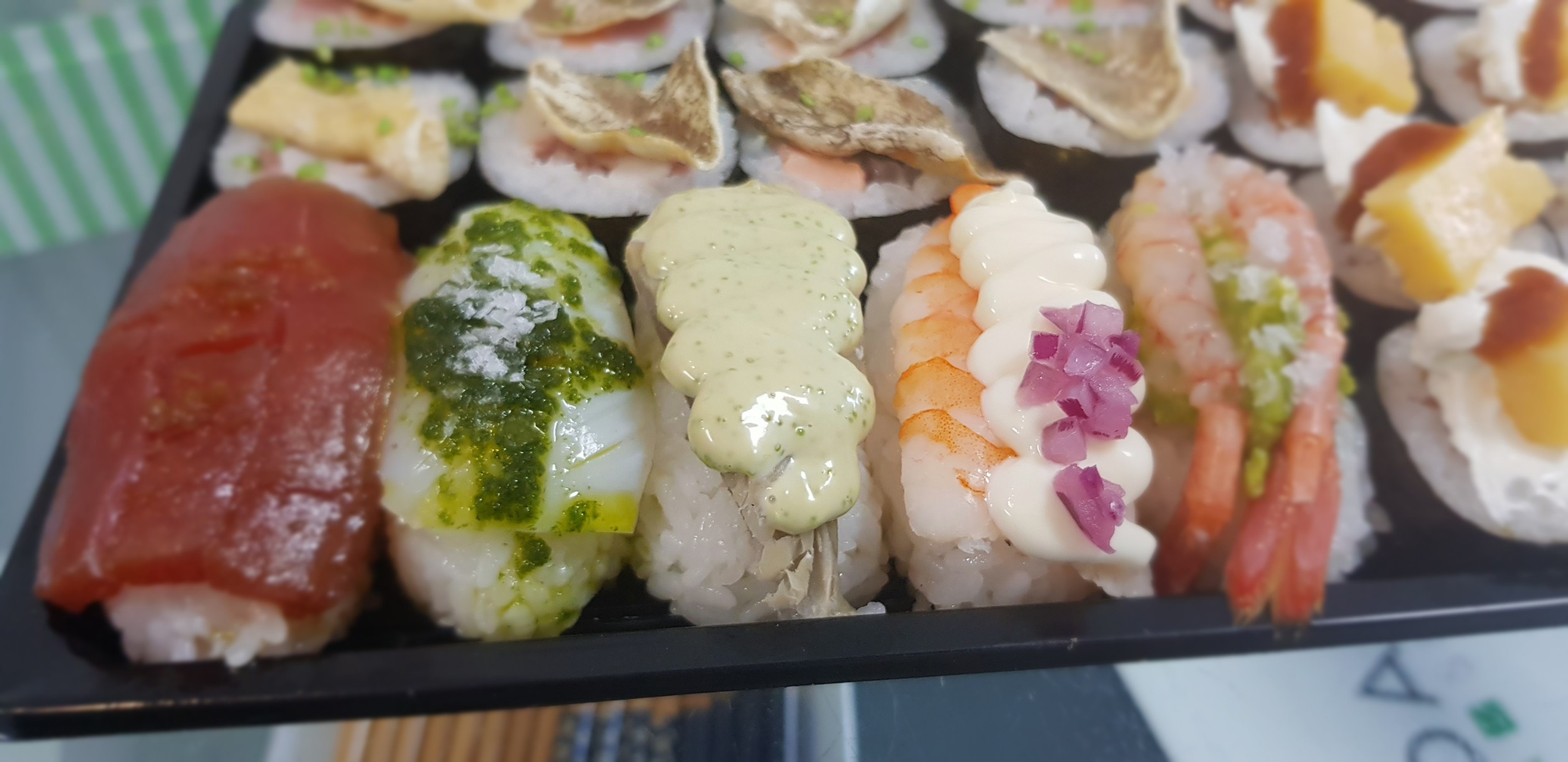 NIGIRIS VARIADOS