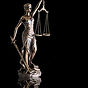 64841332-señora-justicia-o-themis-con-r