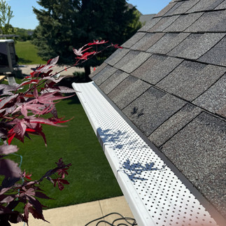 6" Seamless Gutter Upgrade- Milford, MI.