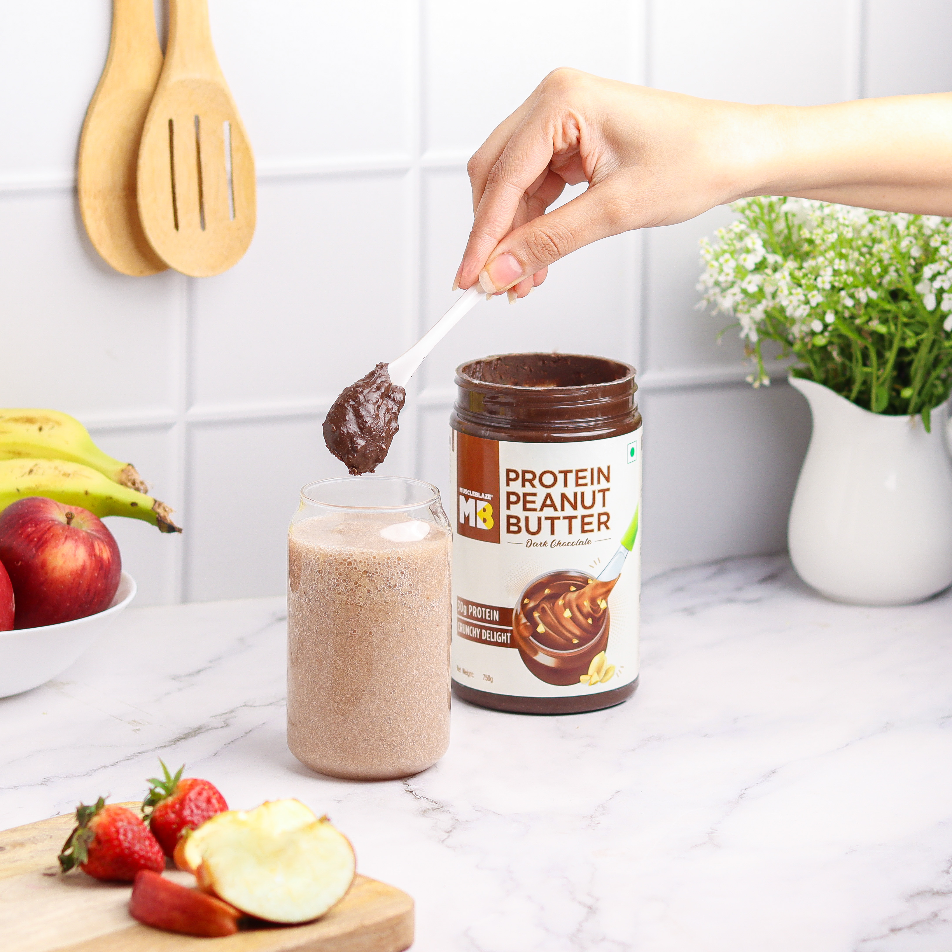 Product photography and styling for MuscleBlaze Peanut Butter
