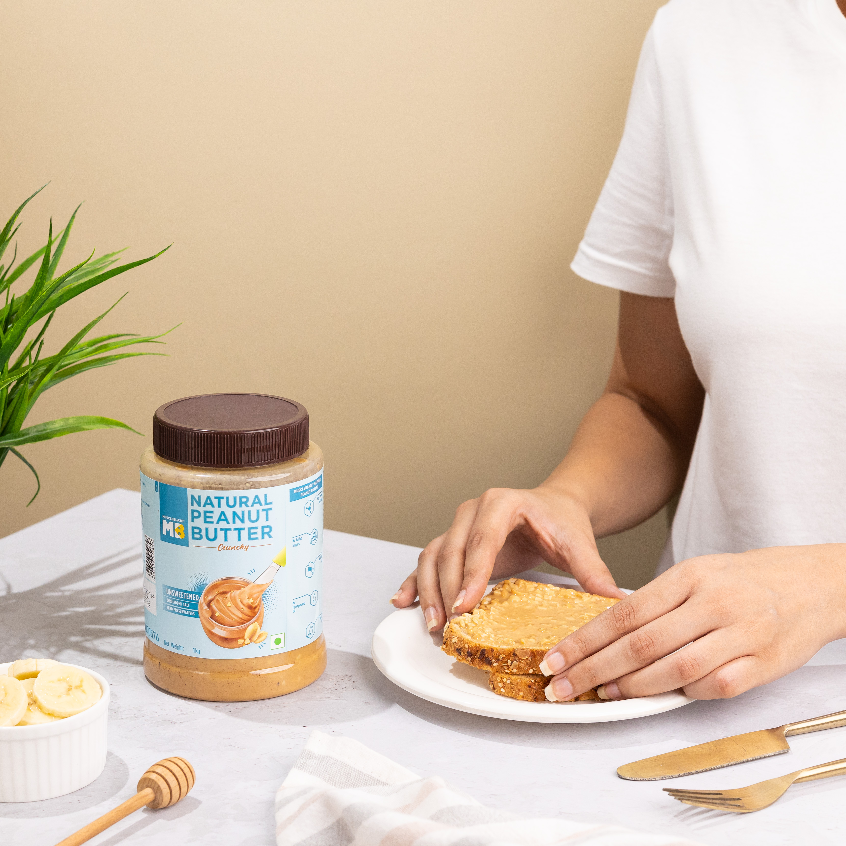 Model product photography for MuscleBlaze