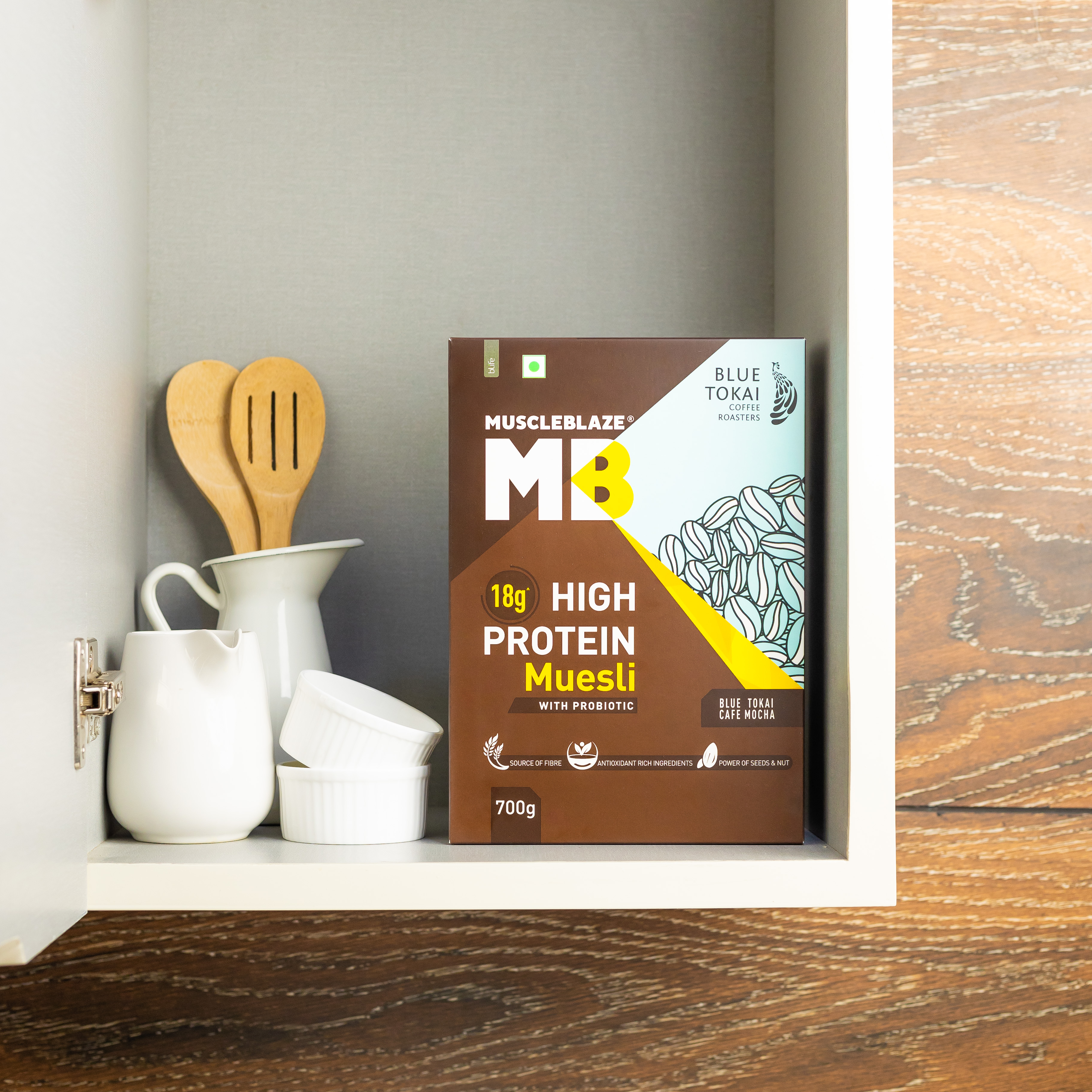 Product photography and styling for MuscleBlaze protein cereal