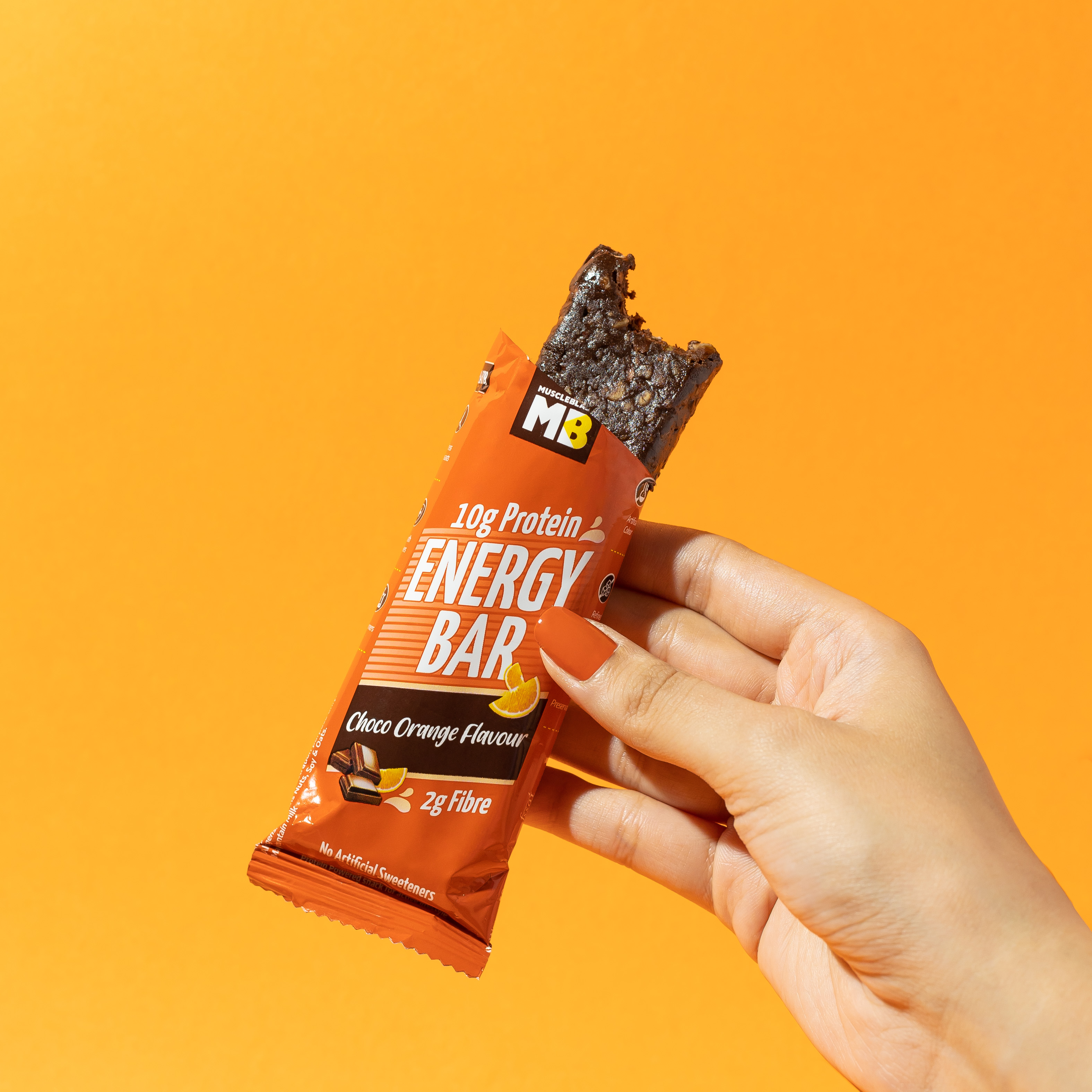 Product photography and styling for MuscleBlaze protein bar