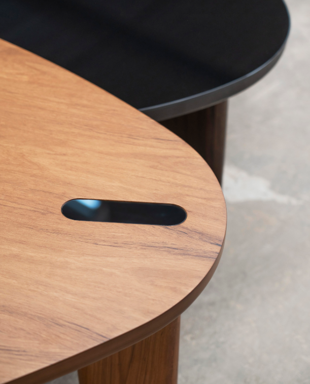 Miniatura: Mesa frente sillón baja Tilburg