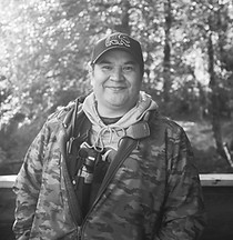 Randy Louie - Grizzly Bear Guide_edited.jpg