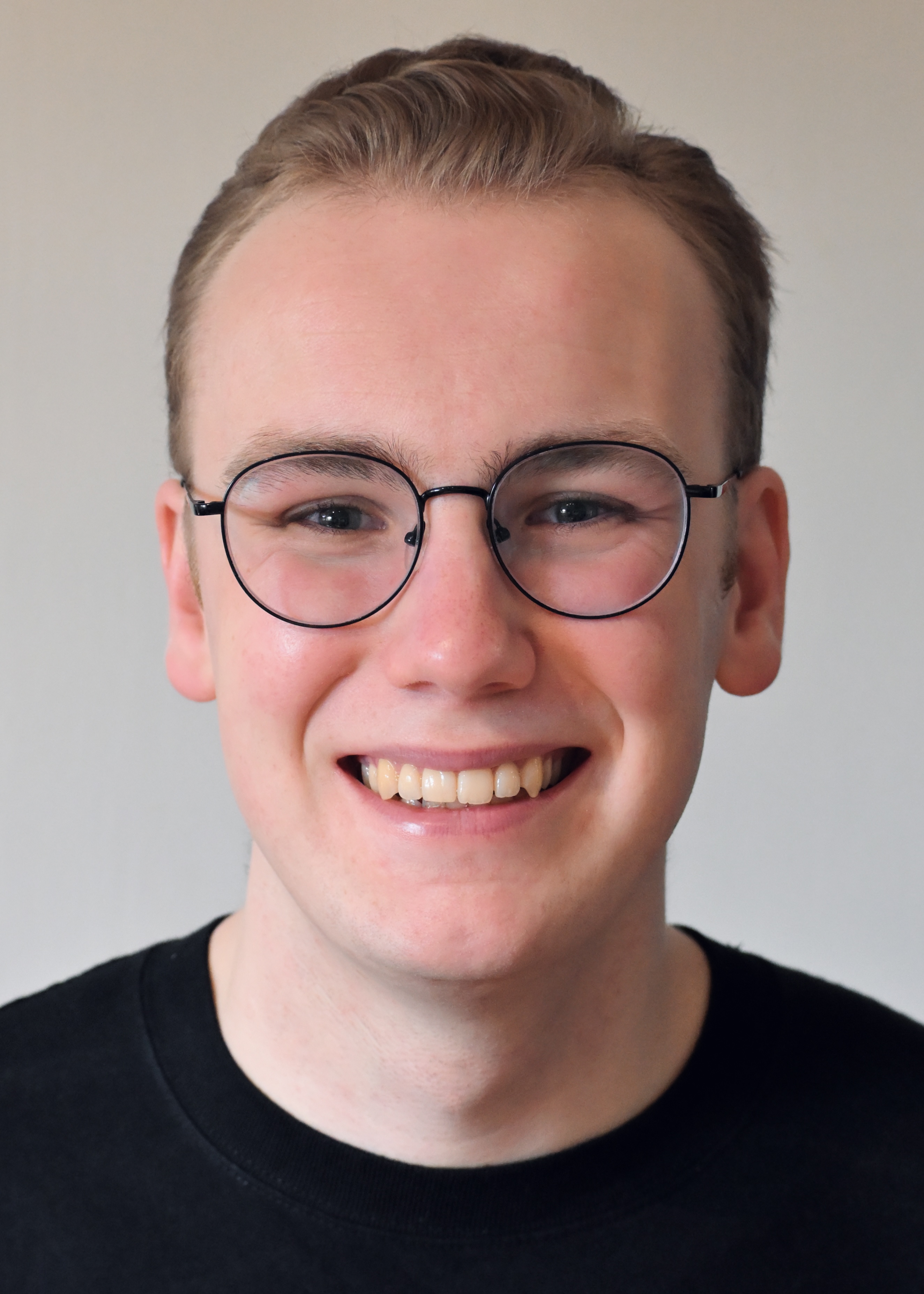 Ben Paul Headshot 5x7.jpg