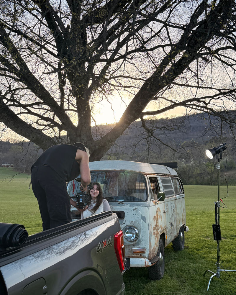 Behind the scenes 7