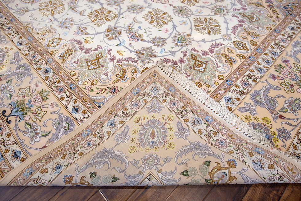 Thumbnail: Ultra Fine Persian Isfahan Rug - 316 x 200 cm