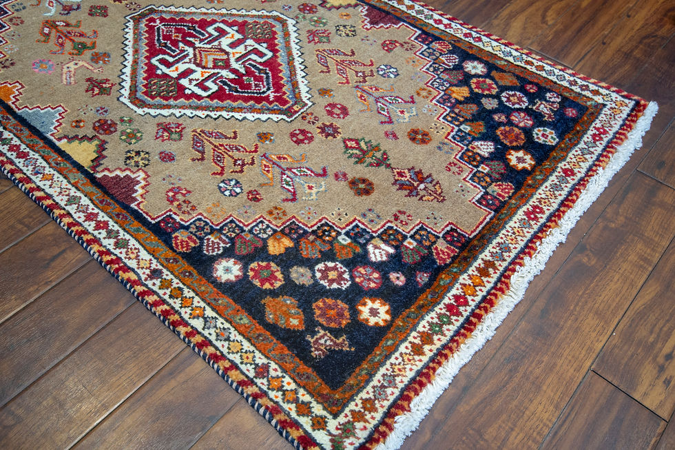 Thumbnail: Fine Persian Qashqai Rug - 102 x 63 cm - REF:1731