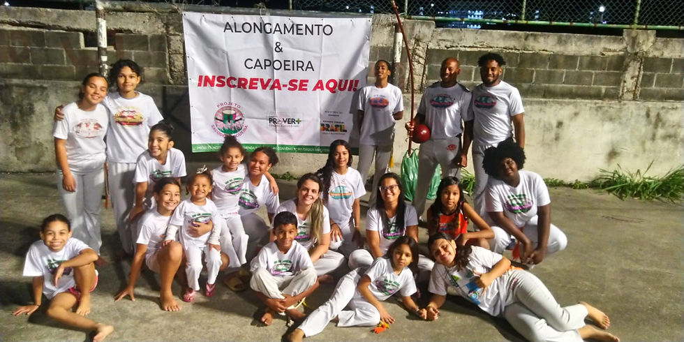Alunos(as) - Aula de Capoeira