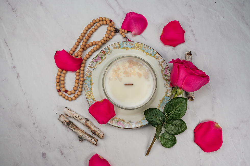 Thumbnail: Rose Quartz Crystal Soy Wax Candle