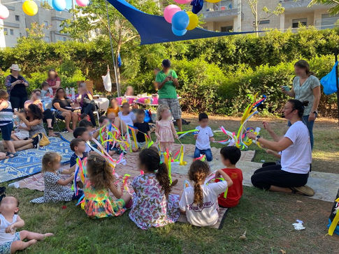 אבירים ונסיכות 2.jpg