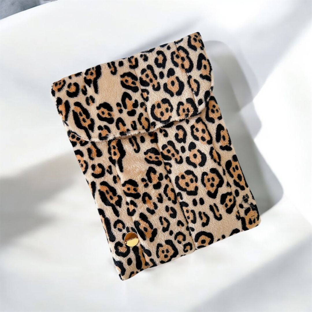 Baby Jaguar - Puffer Laptop Sleeve