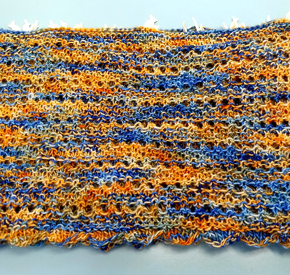 Thumbnail: Kiyomizu Koi Pond Scarf Pattern (knit)