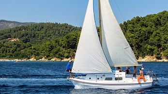 sailing_sailboat_sea_summer_travel_vacation_adventure_tourism-564465.jpg