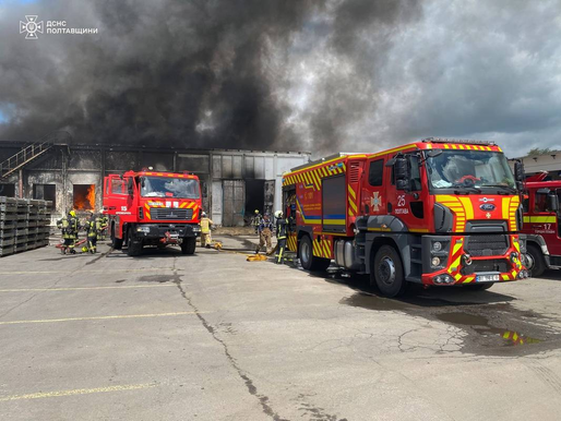Росія вдарила по будівлі ТЦК у Полтаві: є загиблі та поранені