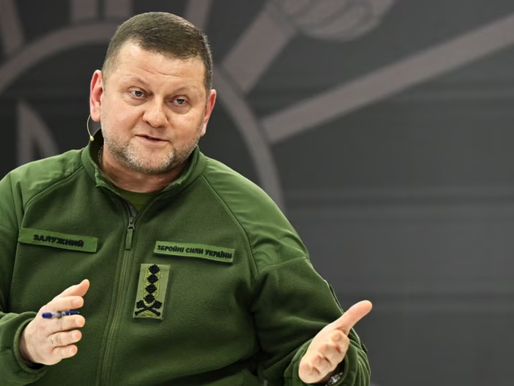 На тлі повідомлень про ймовірне звільнення Залужного в Міноборони заявили, що «це неправда»