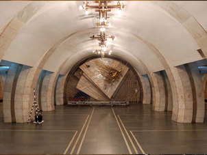 На “Либідській” збирають воду відрами — що відбувається