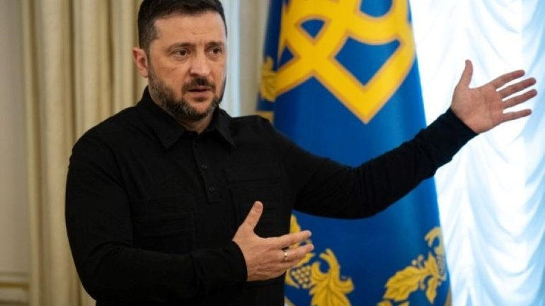 "Визначатиме міжнародне право", - Зеленський про статус російської мови і УПЦ МП в мирній угоді