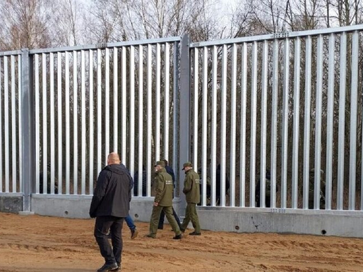 Poland to deploy 500 police officers to guard borders with Belarus