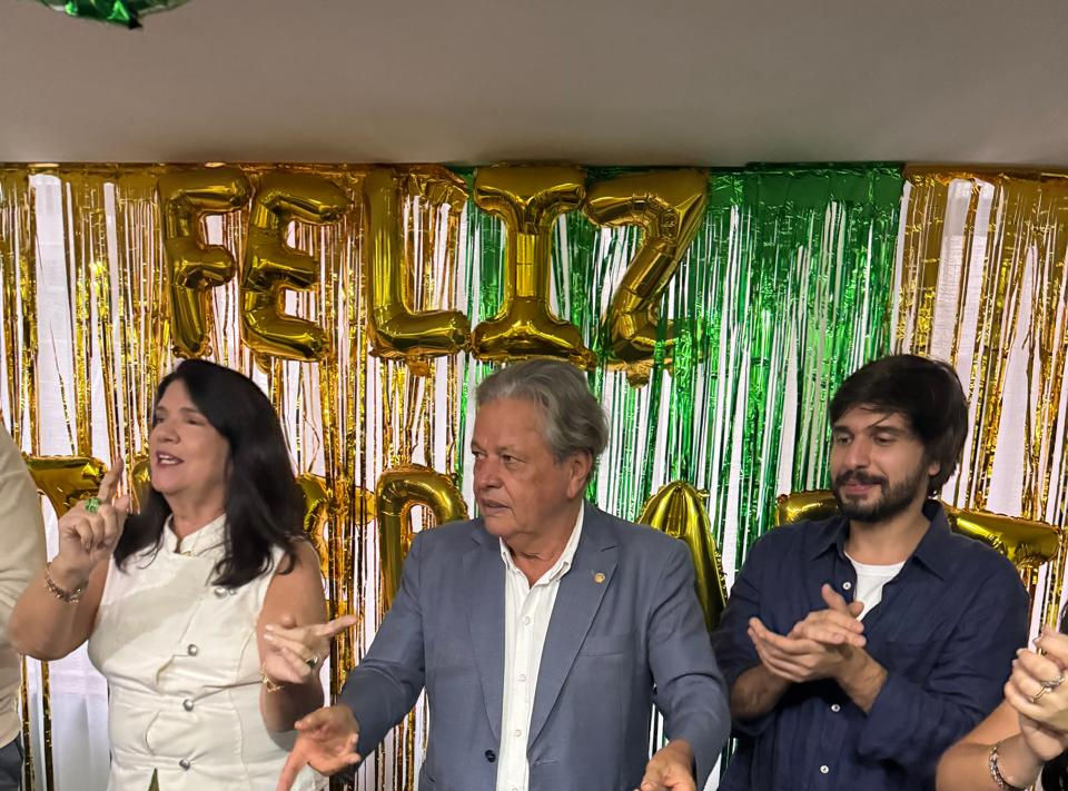 Joana e Lucas Teixeira celebram a vida em almoço memorável no Copacabana Mar Hotel
