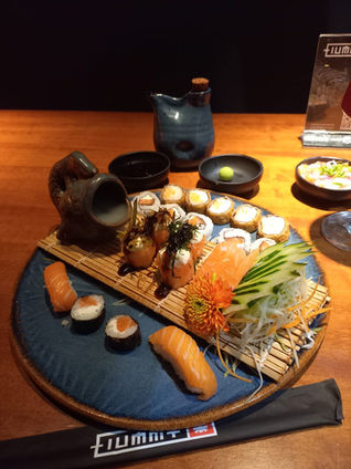 Gastronomia Premium na Taquara: O Imperdível Almoço Executivo do Iummy Japanese Restaurant