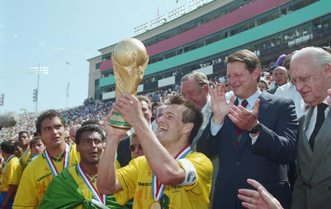 Três décadas de uma grande conquista do esporte: o tetra do Brasil em Copas do Mundo