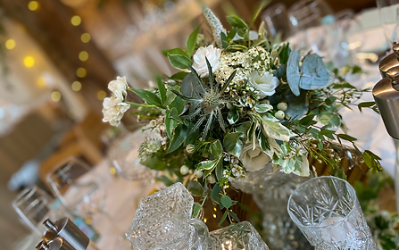 Country style table centres